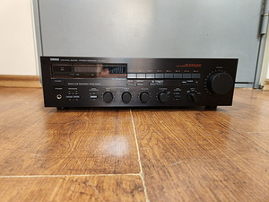 Yamaha RX-300 Natural Sound Stereo Receiver (1 фото из 3)