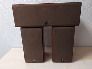 Yamaha surround колонки, дефектные (1 фото из 5)