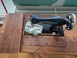 Vintage õmblusmasin (3 foto / 5)