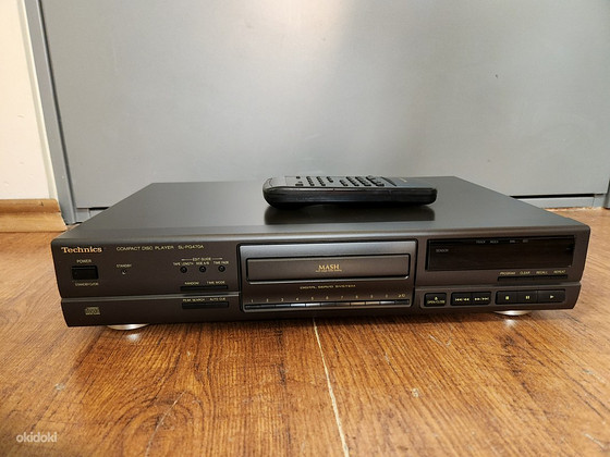 Technics SL-PG470A Stereo Compact Disc Player