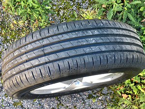 Rehvid + valuveljed 4 tk. (2 foto / 6)