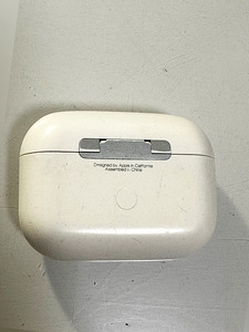 AirPods Pro (2 foto / 6)