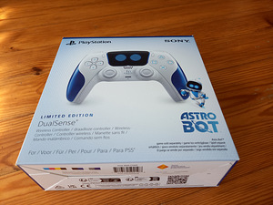 Astro Bot Limited Edition DualSense pult PS5 (3 foto / 6)