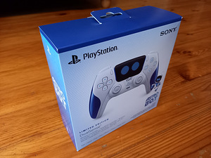Astro Bot Limited Edition DualSense pult PS5 (4 foto / 6)