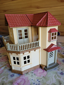 Игровой домик Sylvanian (3 фото из 7)