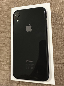 iPhone XR (2 фото из 3)