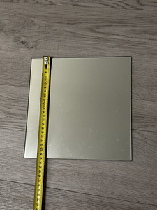 Peeglid 25 x 25 (2 foto / 4)