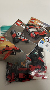 Lego 31100, коробка отсутствует. (2 фото из 2)