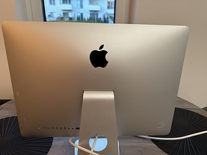 iMac (3 foto / 5)