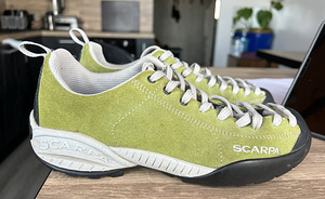 Женская обувь 38 размер SCARPA и Arc'teryx (5 фото из 10)