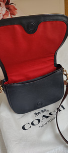 COACH (3 фото из 3)