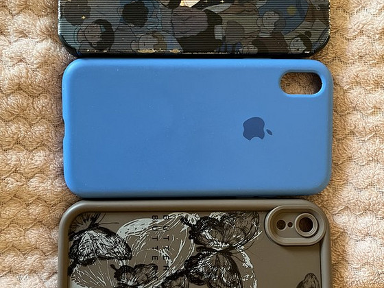 Чехлы на iPhone XR 2 шт.