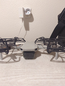 Müüa droon MAVIC MINI 2 Fly More Combo koos propellerikaitsega (2 foto / 4)