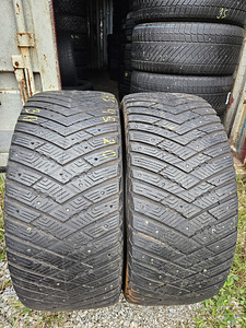 275 45 R 20 Goodyear Ultragrip Ice Arctic SUV (1 фото из 4)