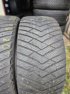 275 45 R 20 Goodyear Ultragrip Ice Arctic SUV (2 фото из 4)