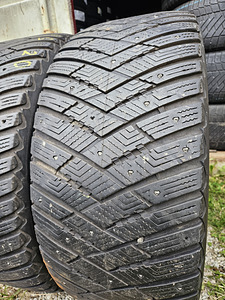 275 45 R 20 Goodyear Ultragrip Ice Arctic SUV (3 фото из 4)