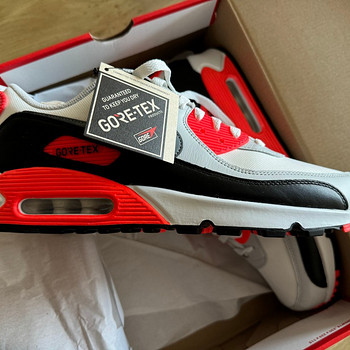 Nike Air Max 90 Gore tex размер 45