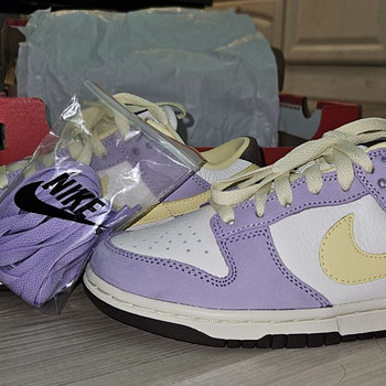 Nike Dunk Premium “Lilac Bloomberg”
