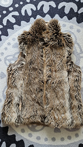 Karvane soe vest, suurus 38 (1 foto / 2)