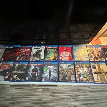 Ps 4 Slim 1TB Limited Edition + 19 игр !