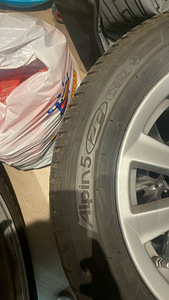 Диски BMW, шины (3 фото из 7)