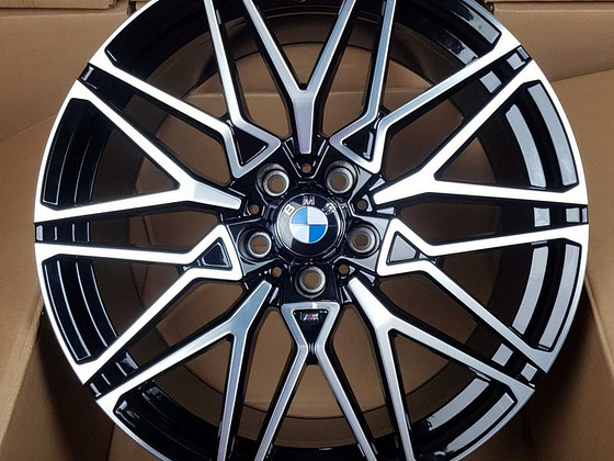 R20 veljed 5x120 BMW x5 x6 f15 f16 e70 e71 Style 818M uus