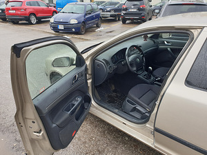 Skoda Octavia 2.0 103kw механическая (2 фото из 5)