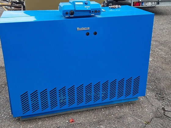 Продам газовый котел Buderus Logano G334WS-135кВт