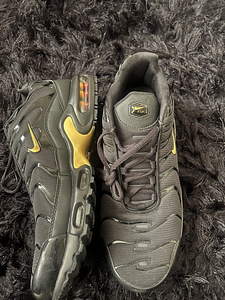 Nike Air Max TN (2 foto / 5)