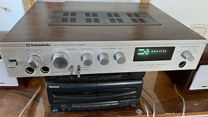 Radiotehnika võimendi (1 foto / 8)