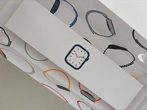 Apple Watch 7 (1 foto / 5)