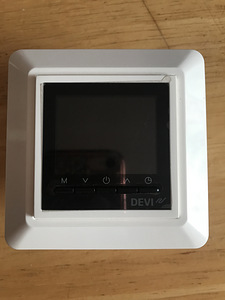 Терморегулятор DEVI Devireg (2 фото из 2)