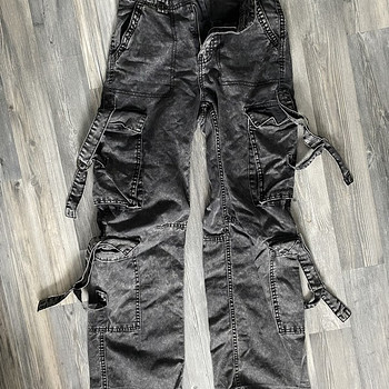 Uued püksid bershka