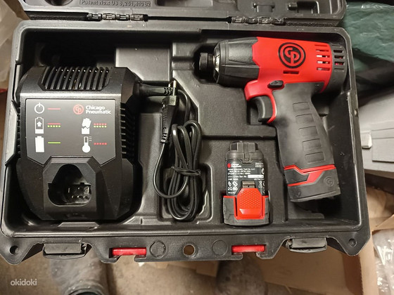 Аккумуляторная дрель Chicago Pneumatic CP8818