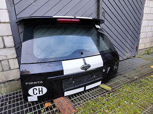 Ford Fiesta ST tagaluuk (2 foto / 5)