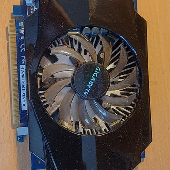 Видеокарта Gigabyte GV-N630-2GI rev. 1.0 (2 ГБ)