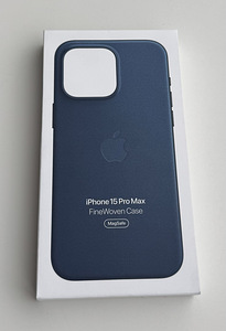 Apple iPhone 15 Pro Max FineWoven Case with MagSafe , Blue (1 foto / 2)