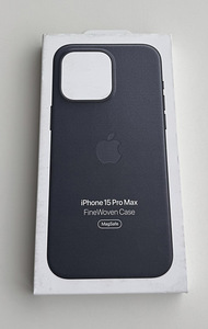 Apple iPhone 15 Pro Max FineWoven Case with MagSafe , Black (1 foto / 2)