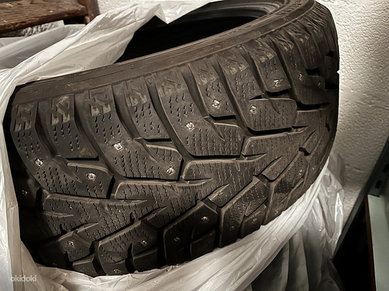 Шипованные шины Yokohama 235/40 R18 Ice Guard Stud