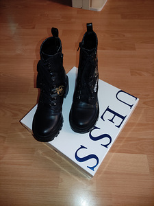 GUESS saapad (5 foto / 6)