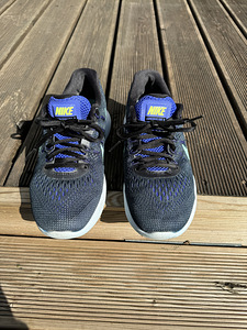 Nike tossud heas seisukorras. Suurus 37.5 (8 foto / 10)