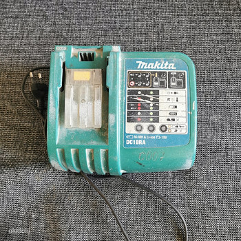 Makita зарядка