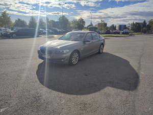 BMW 530d X drive (1 foto / 15)