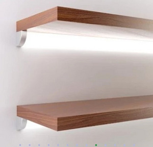 Pakume alumiiniumprofiile koos LED-ribaga (3 foto / 7)