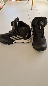 Müüa Adidase talvesaapad Boa kinnitusega (1 foto / 5)