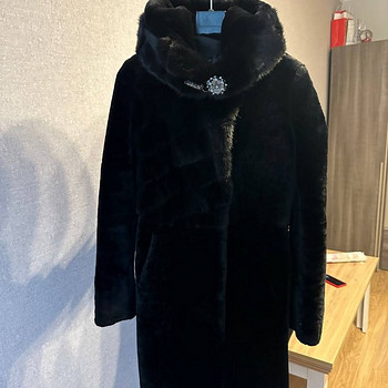 Karusnahkne mantel