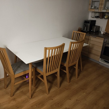 Kõrgläikega söögilaud 160x90