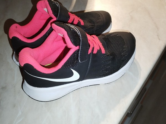 Кроссовки Nike для девочки р. 27,5