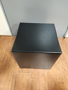 REL Q50 Sub Bass System (2 фото из 5)