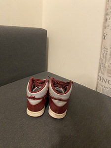 Nike (3 фото из 3)